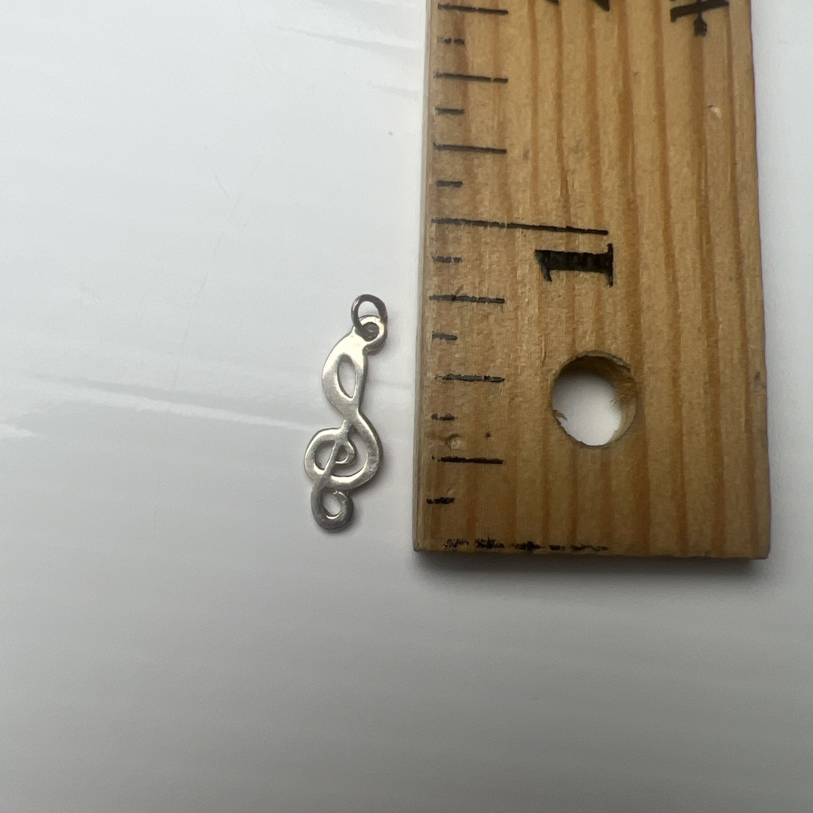 925 Sterling Silver Retro Charm Pendant Treble Clef Note Music Band