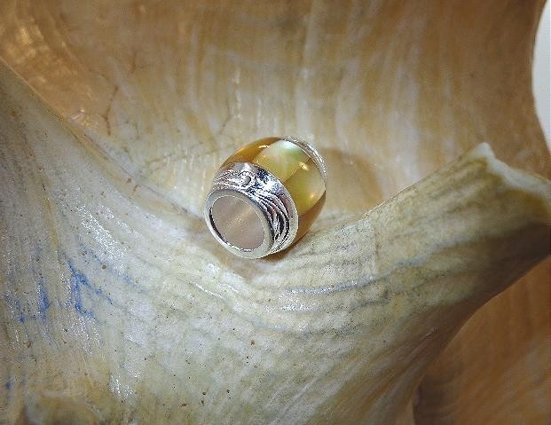 10mm 925 Silver Engraved Hawaiian Scrolls Yellow Mother of Pearl Barrel Pendant