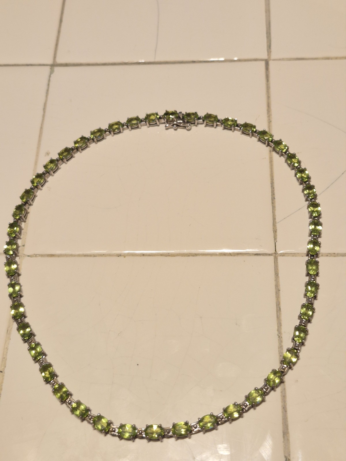 925 Sterling Silver Peridot Oval Stones Tennis 17 1/4″ Necklace 34.5 Grams