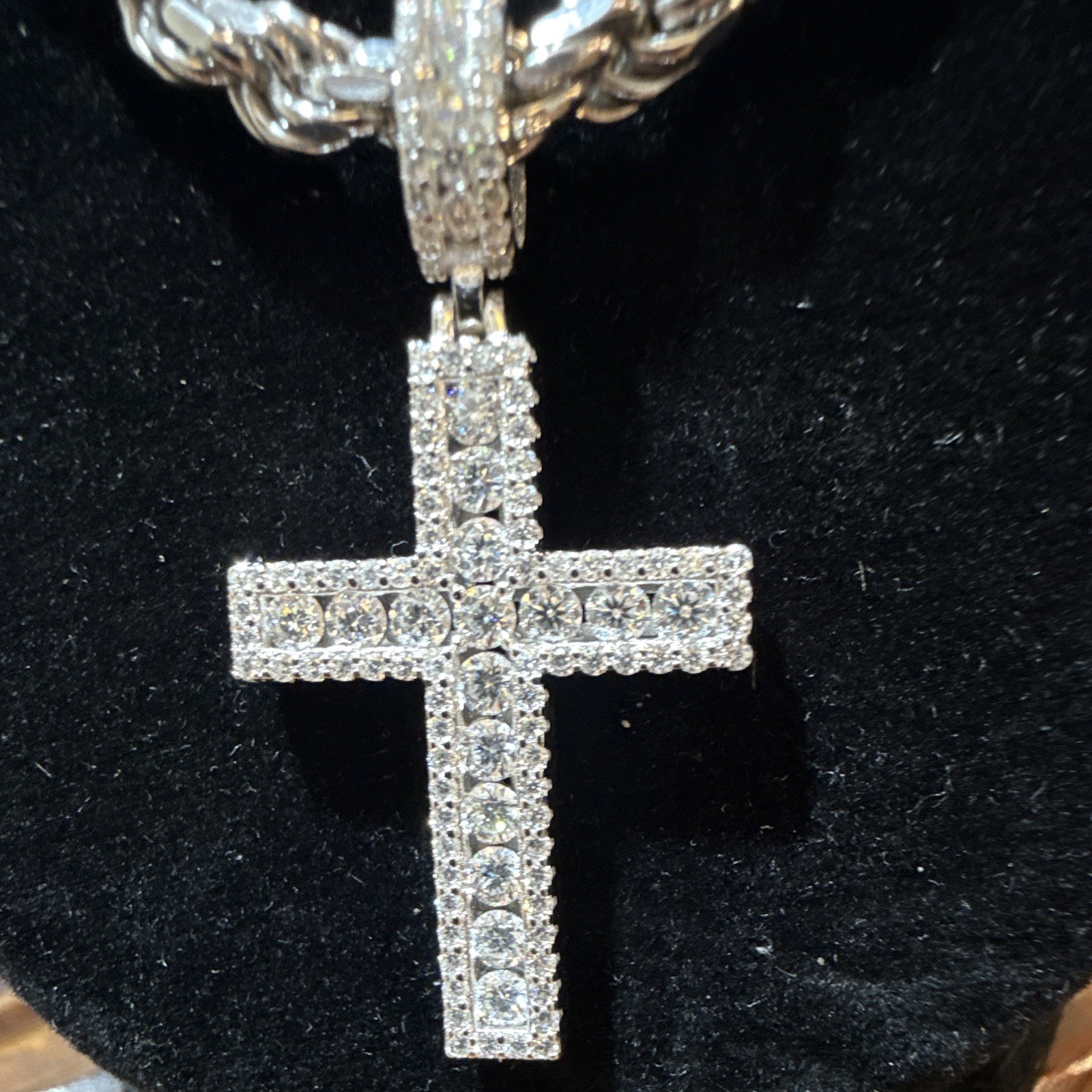 22” 4.8mm Rope Chain SOLID 925 Silver (46) w Moissanite Tennis Cross (5CTW)