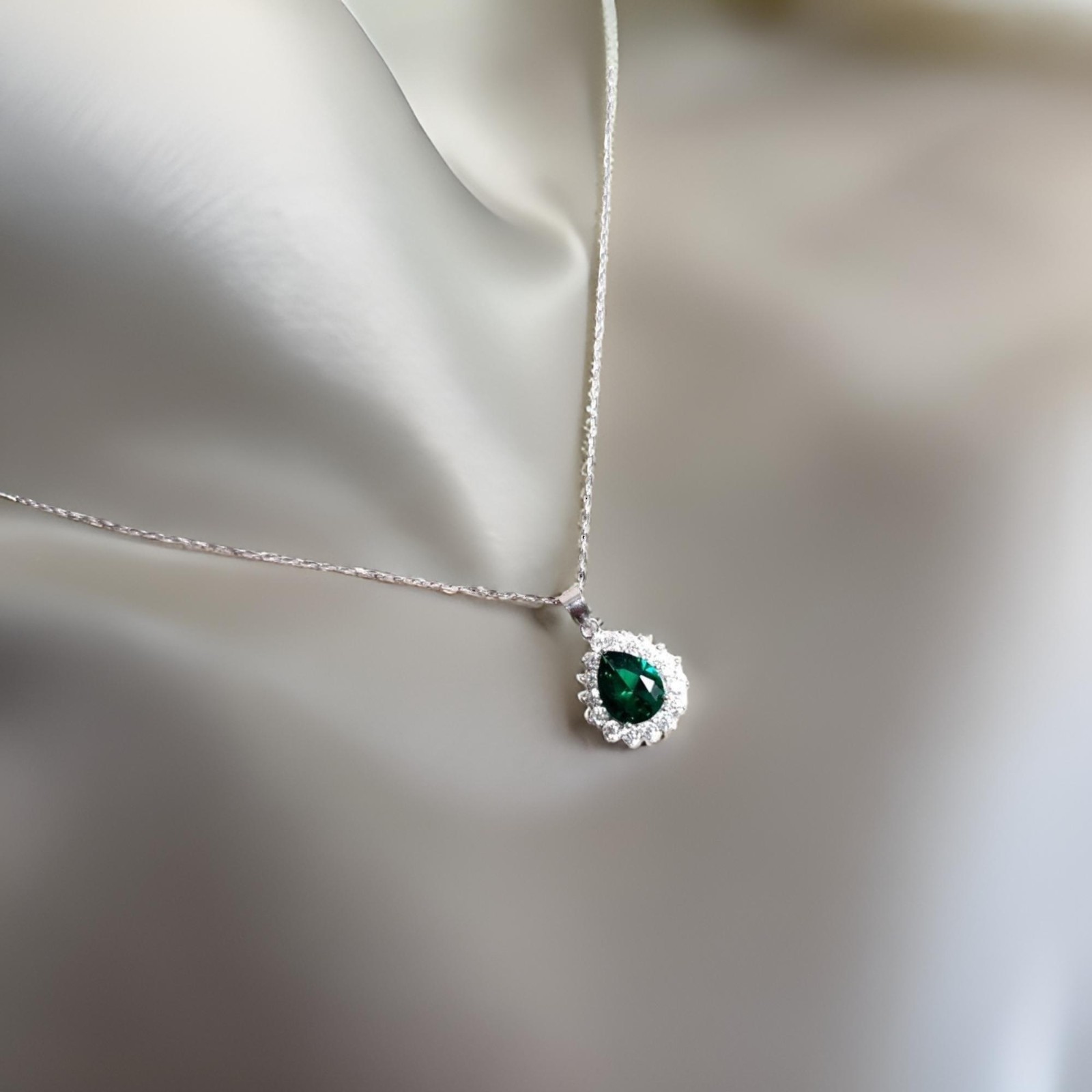 925 Sterling Silver Green Emerald With CZ Accent Women Handmade Ring