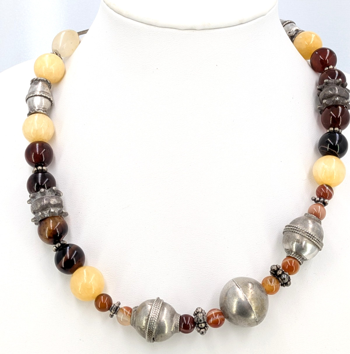 Vintage 21in Necklace Sterling Silver Jadeite Garnet Bead 8-15mm 126g Toggle Bar