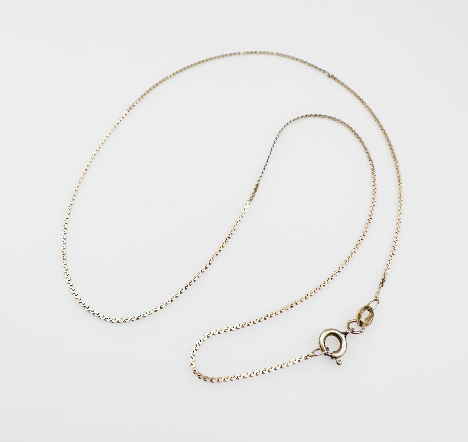 Solid 14K Yellow Gold Thin Serpentine Link Chain Necklace w/Filled Clasp 15 3/8″