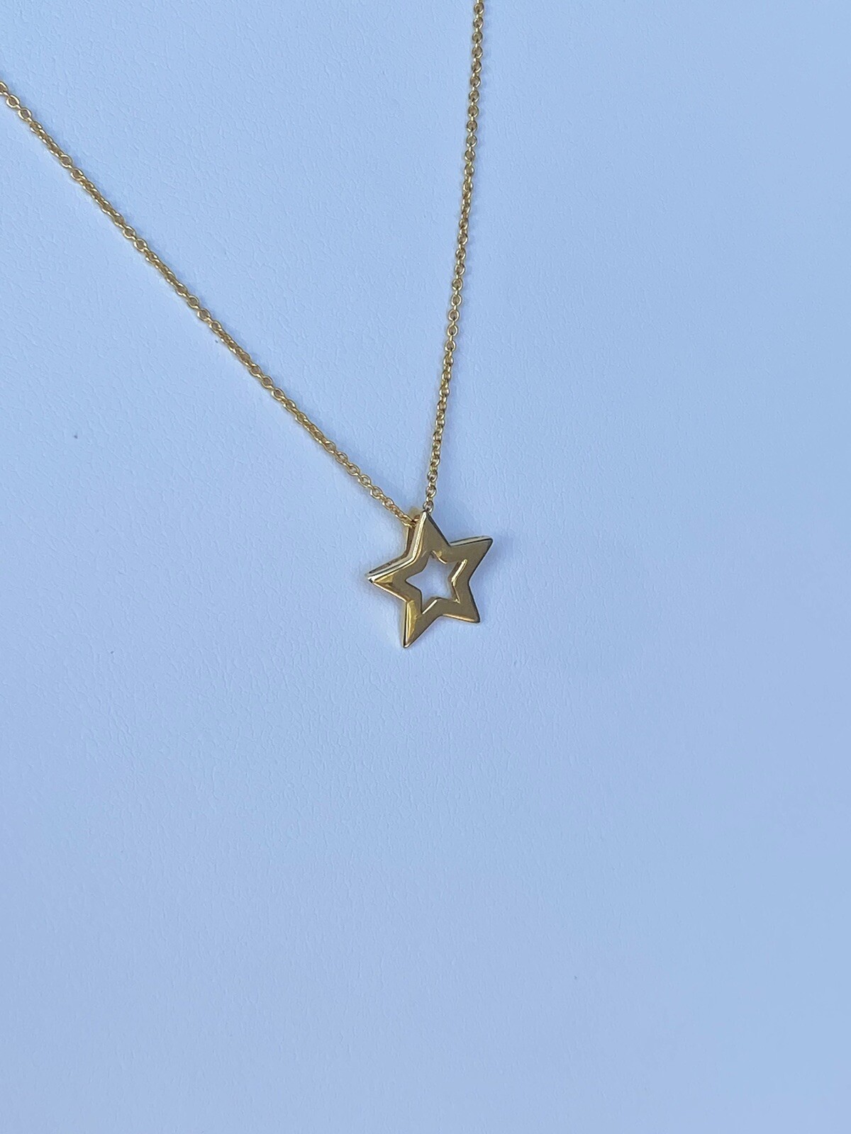 ROBERTO COIN 18k Yellow Gold Charm Star Necklace 18” 2.4g