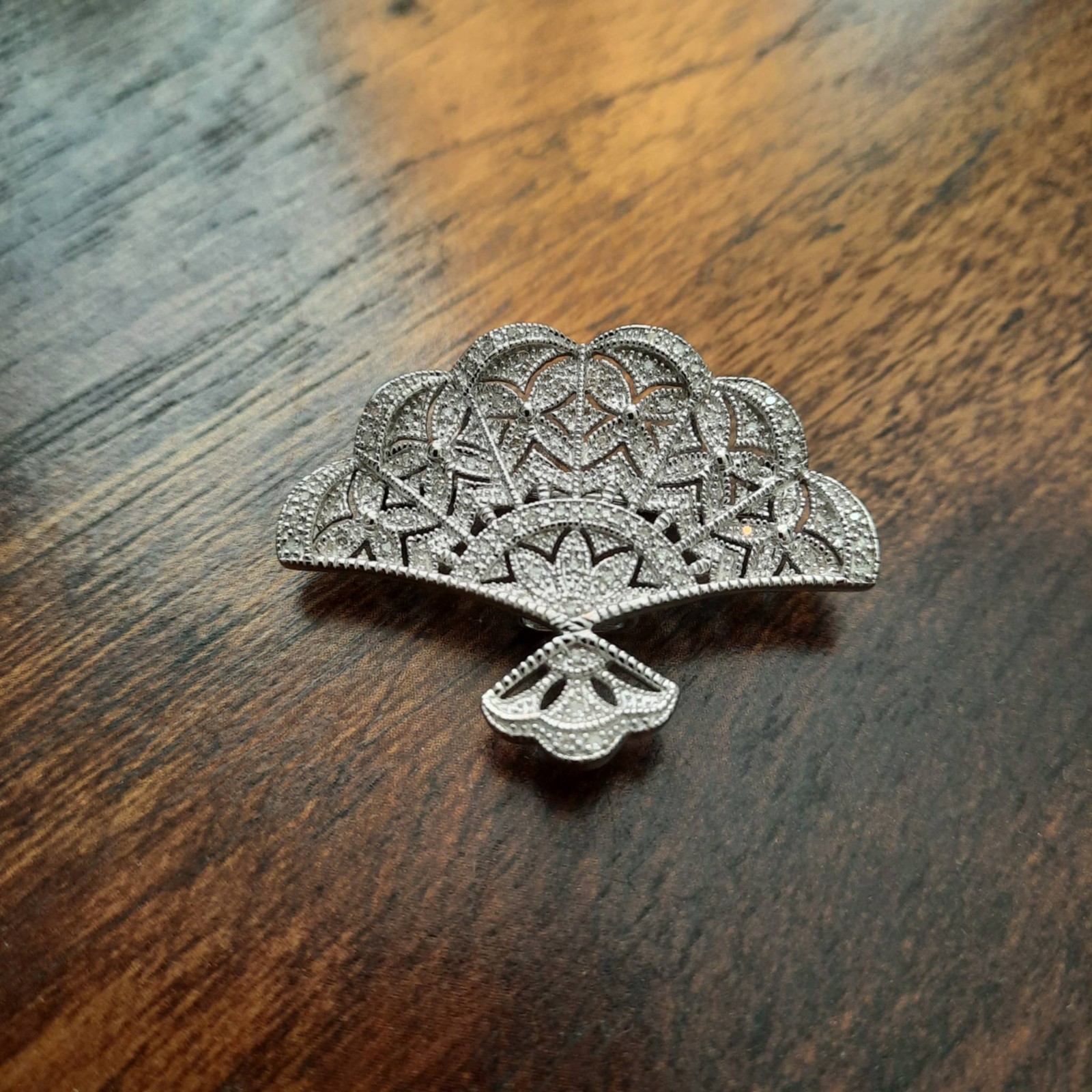 Sterling Silver Diamond Chip Fan Brooch Pin Necklace