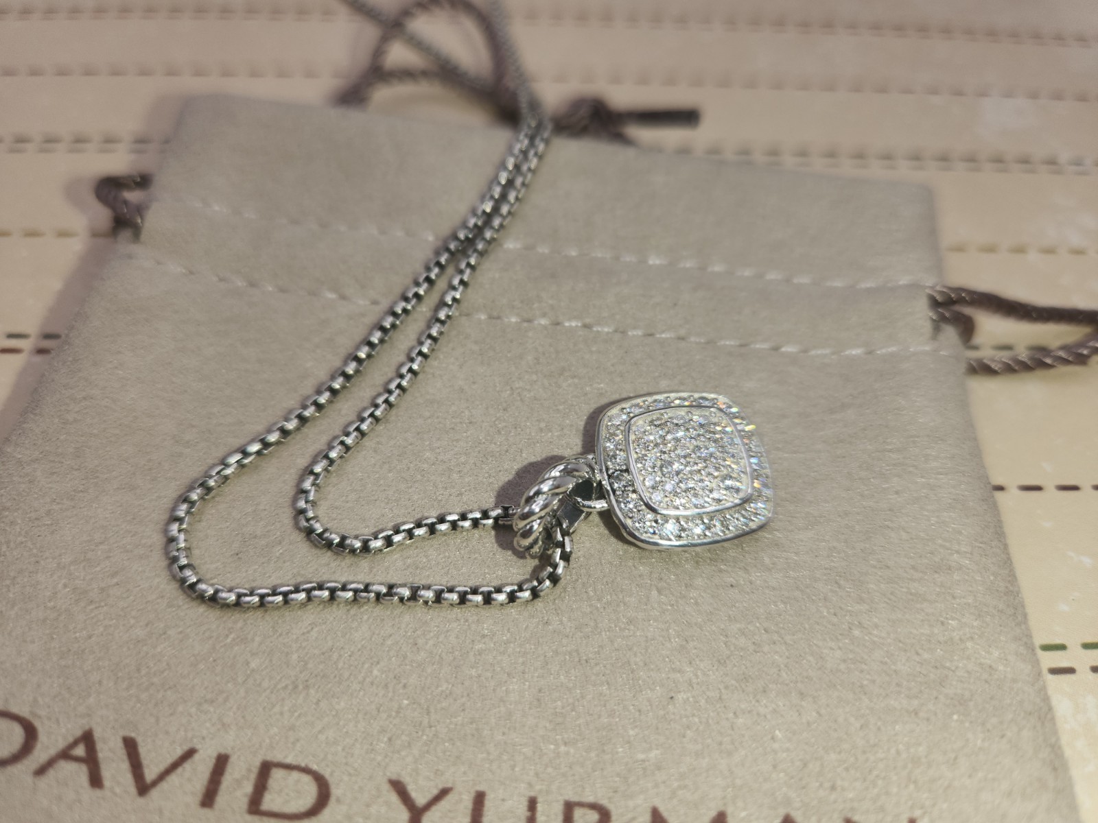 David&Yurman 925 Sterling Silver Pavé Diamond Square albion 14mm Necklace 20 mm