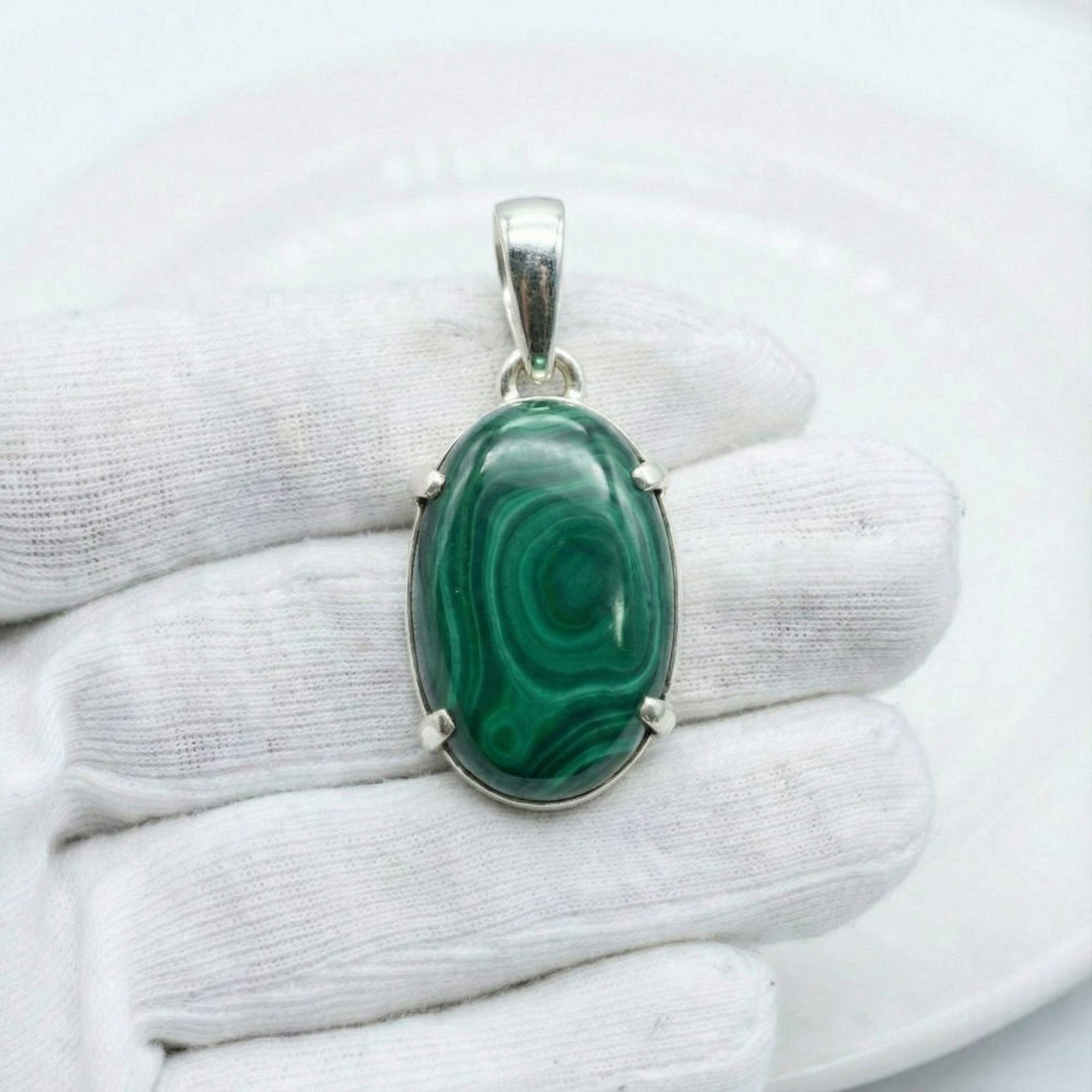 Malachite Pendant 925 Sterling Silver Handmade Oval Pendant Gift