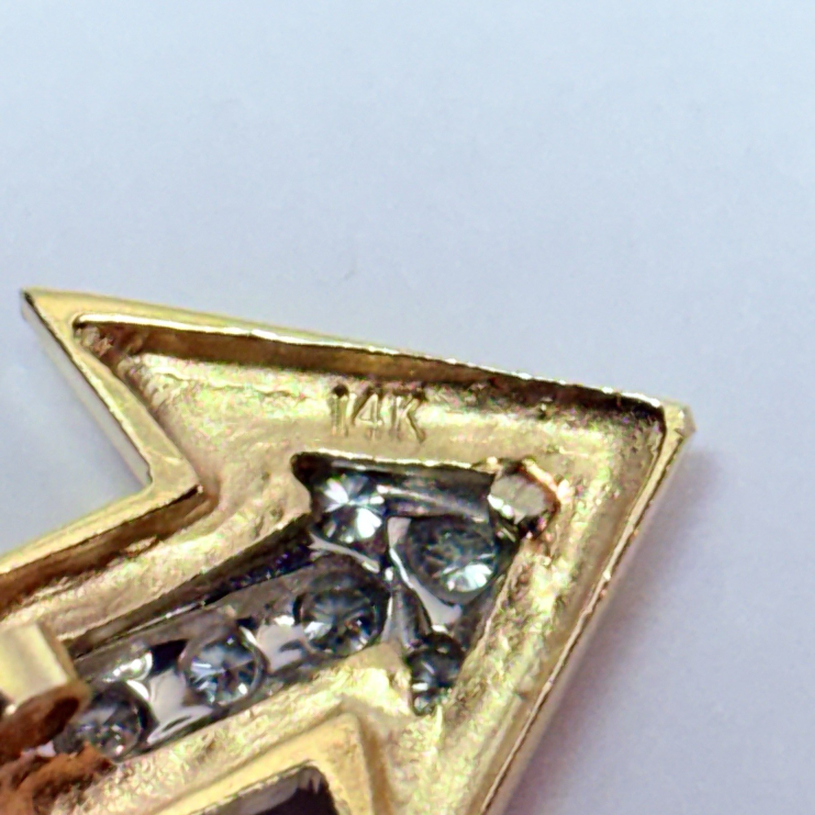 13K Two Tone Gold 0.09ctw Pavé Diamond Arrow 17mm Pendant 2.3g