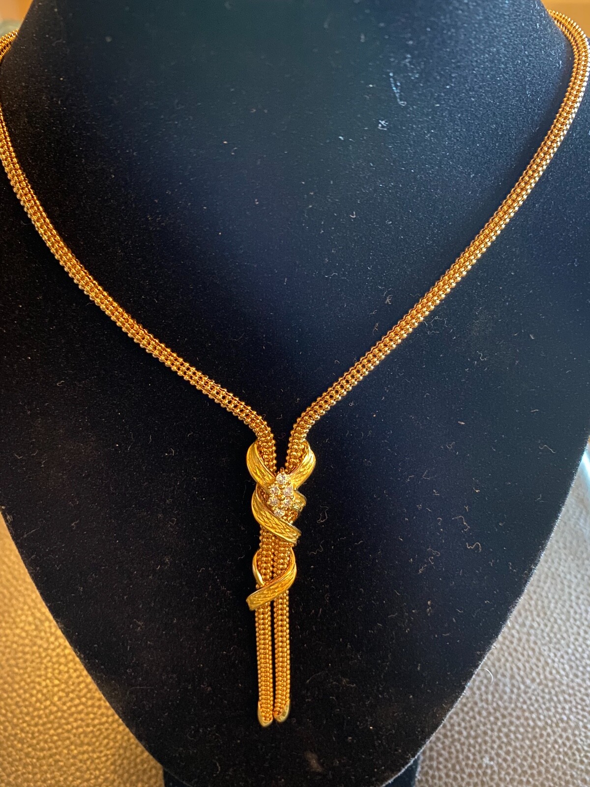 36 grams~18K Solid Gold Pendant W/037 Diamonds-About 30″
