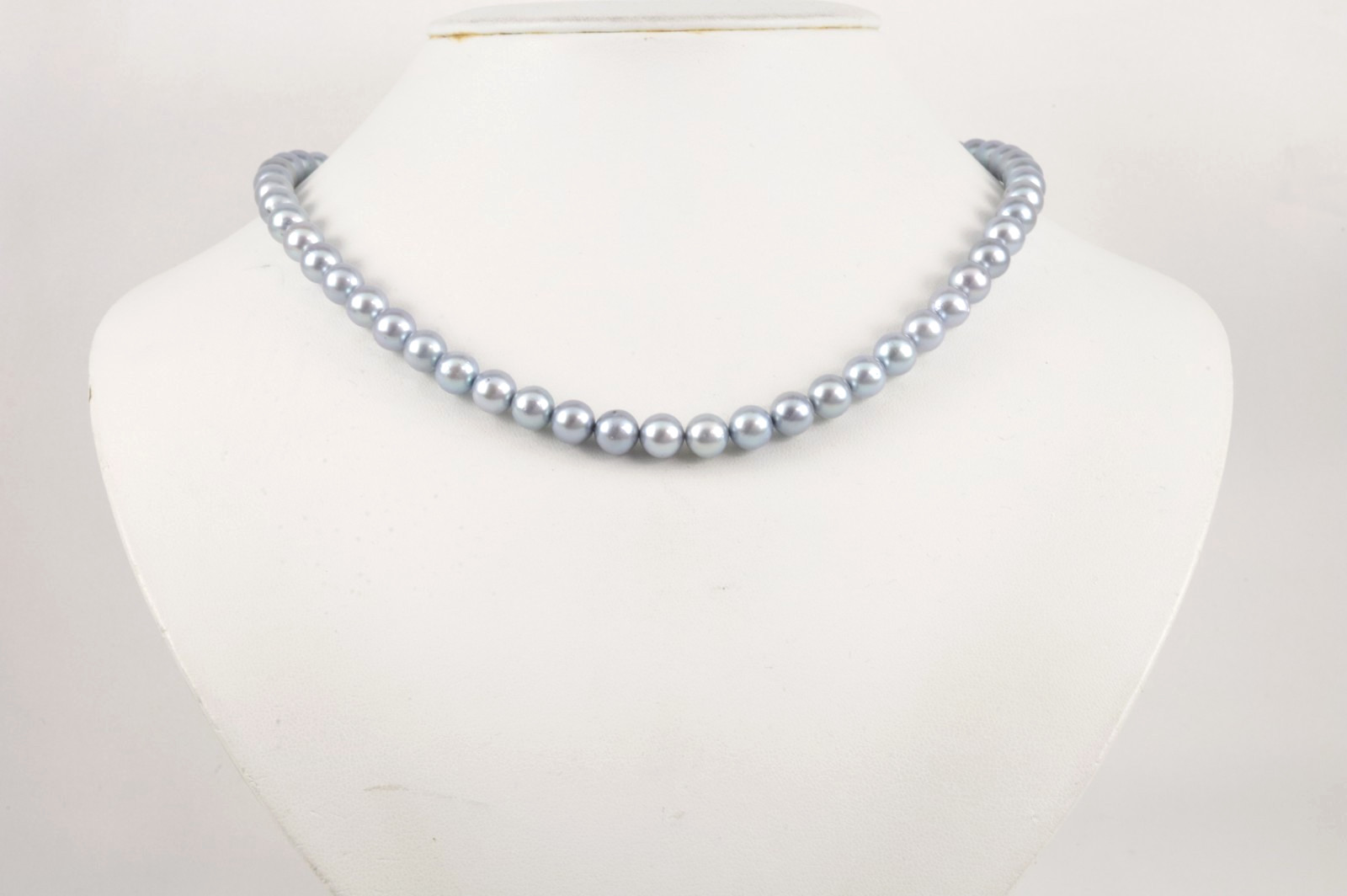 TASAKI Akoya Blue Pearl Necklace 7.0-7.5mm 17″ Silver Clasp w/ Case