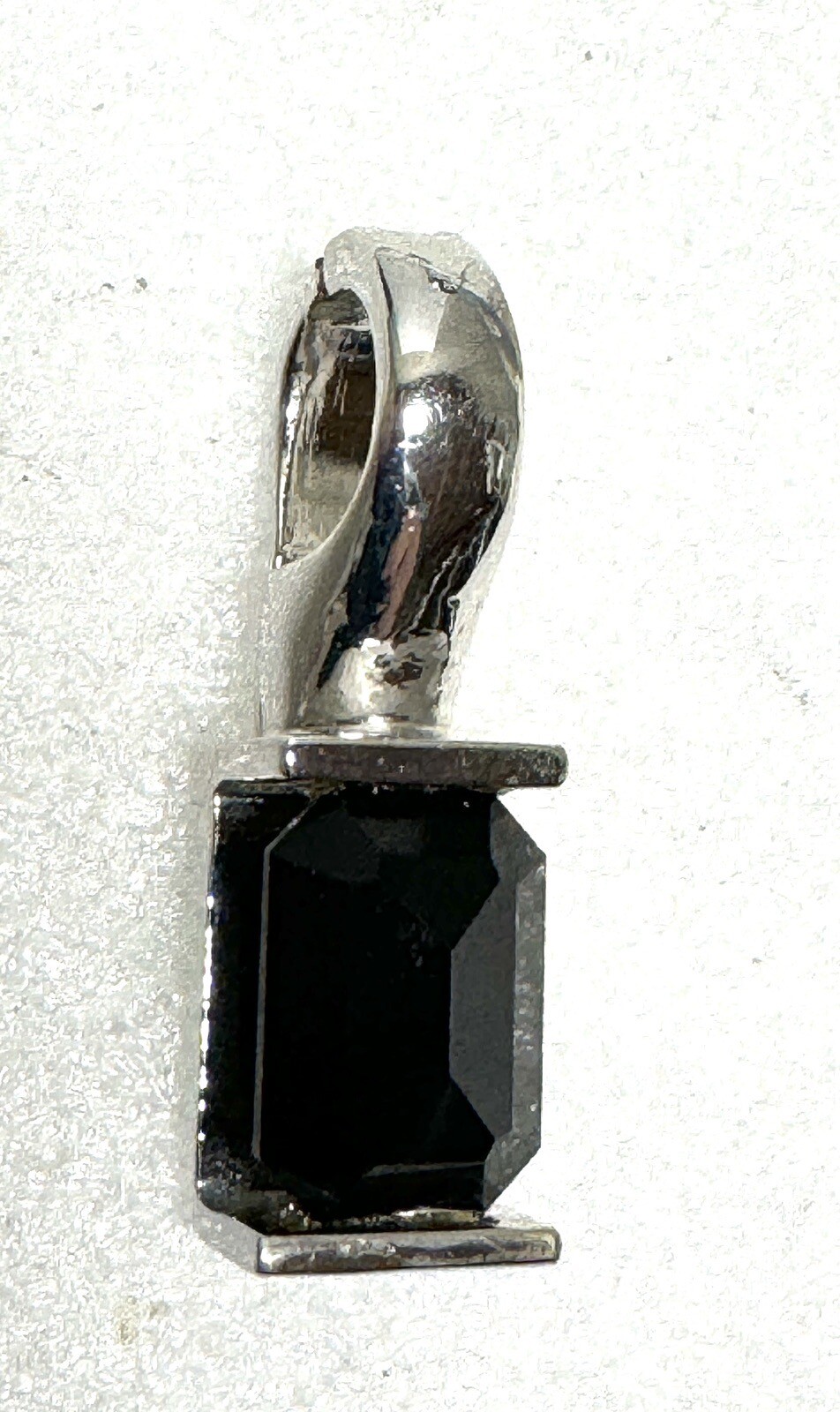 Silver Black Rectangle Stone Pendant Estate Item 1” Unknown