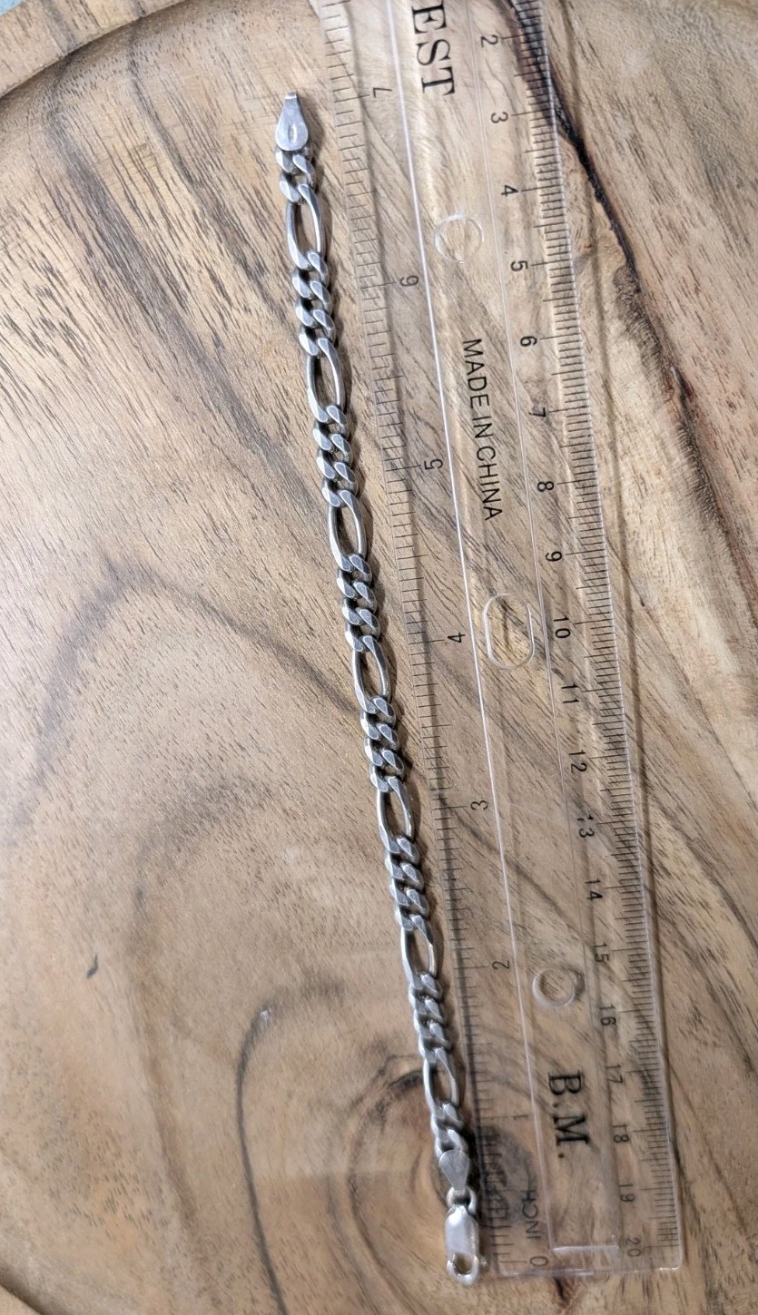 Figaro Chain 6 mm Bracelet Sterling Silver – 7″ 9.7 g