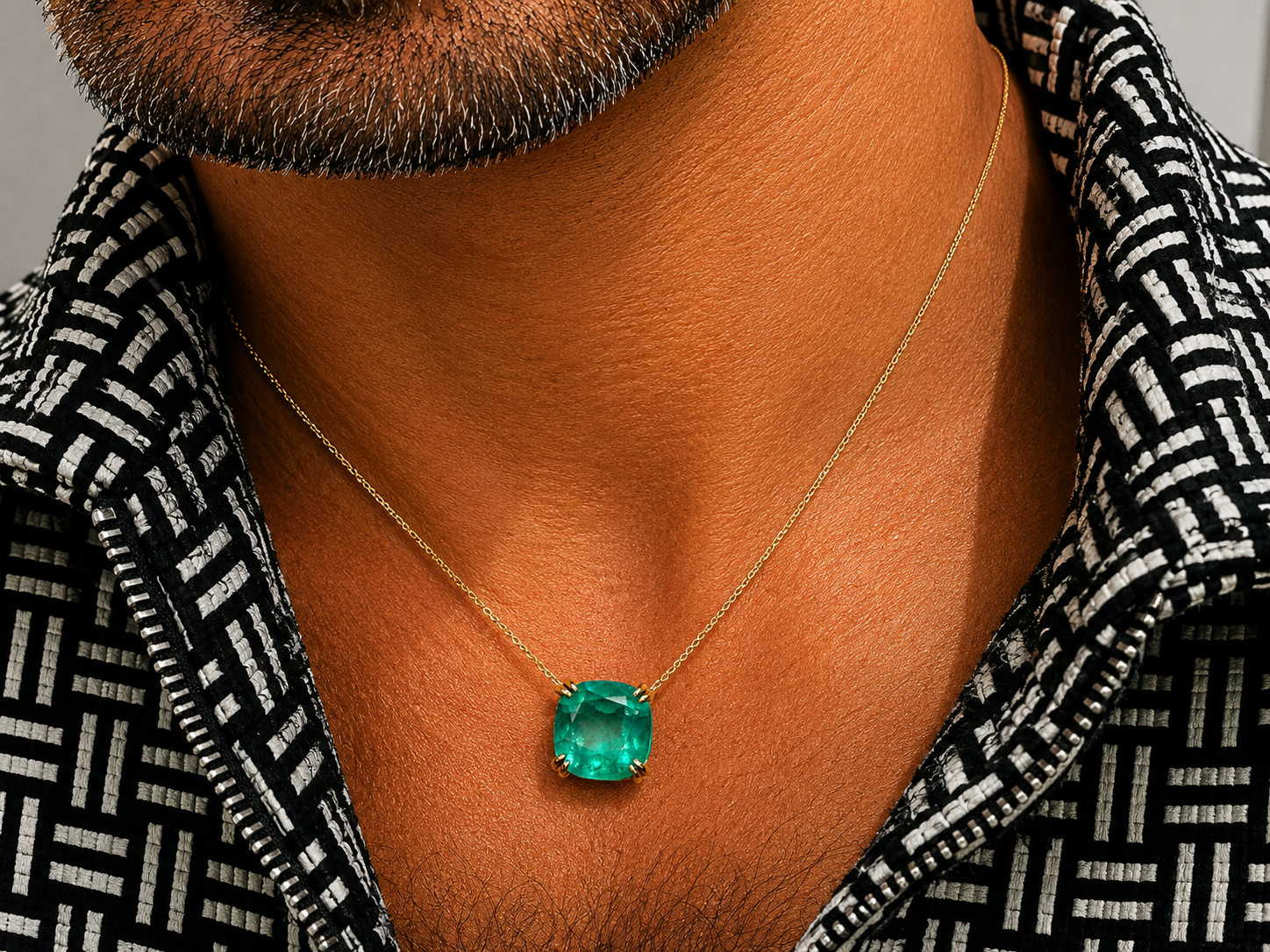 Columbian Emerald necklace 18K gold