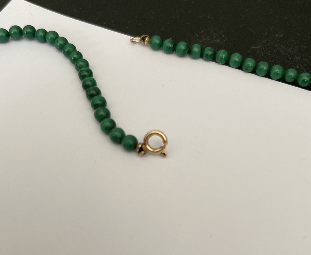 14k Yellow Gold & Malacite Gemstone Necklace Slightly Graduated 24” Dainty