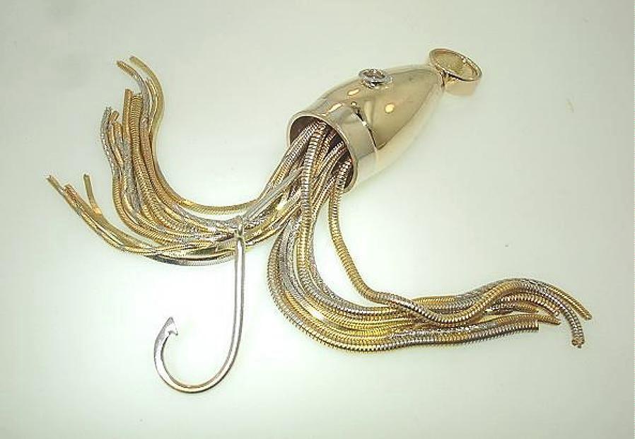 HAWAIIAN HEAVY 2T 14K YELLOW GOLD 0.20CTS DIAMOND AHI TUNA TROLLING LURE PENDANT