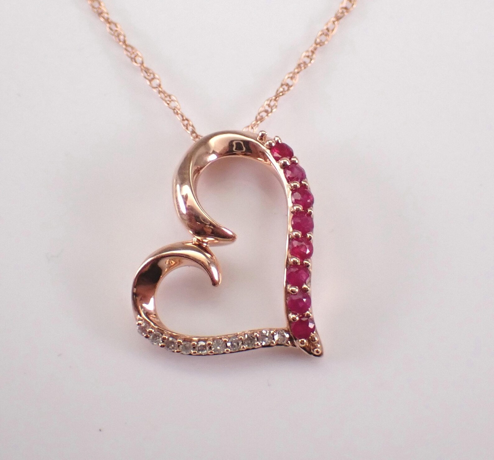 1.40 Ct Round Cut Ruby Moissanite Heart Shape Love Necklace 14K Rose Gold Plated