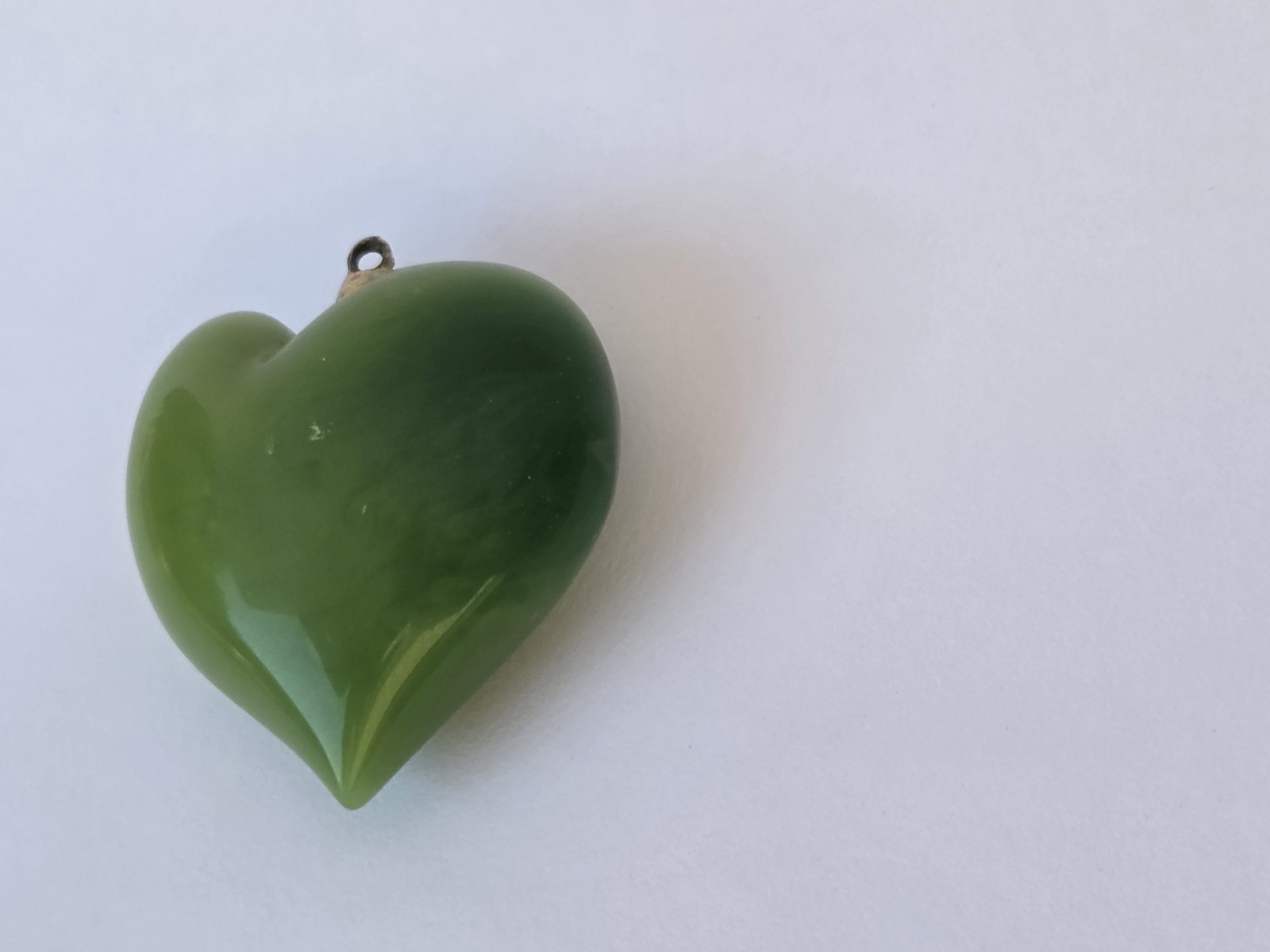 Genuine Natural Light & Dark Green Jade Heart Shaped Necklace Pendant Jadeite