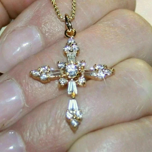 2 CT Round Lab Created Diamond Women’s Cross Pendant In 14K Yellow Gold Plated