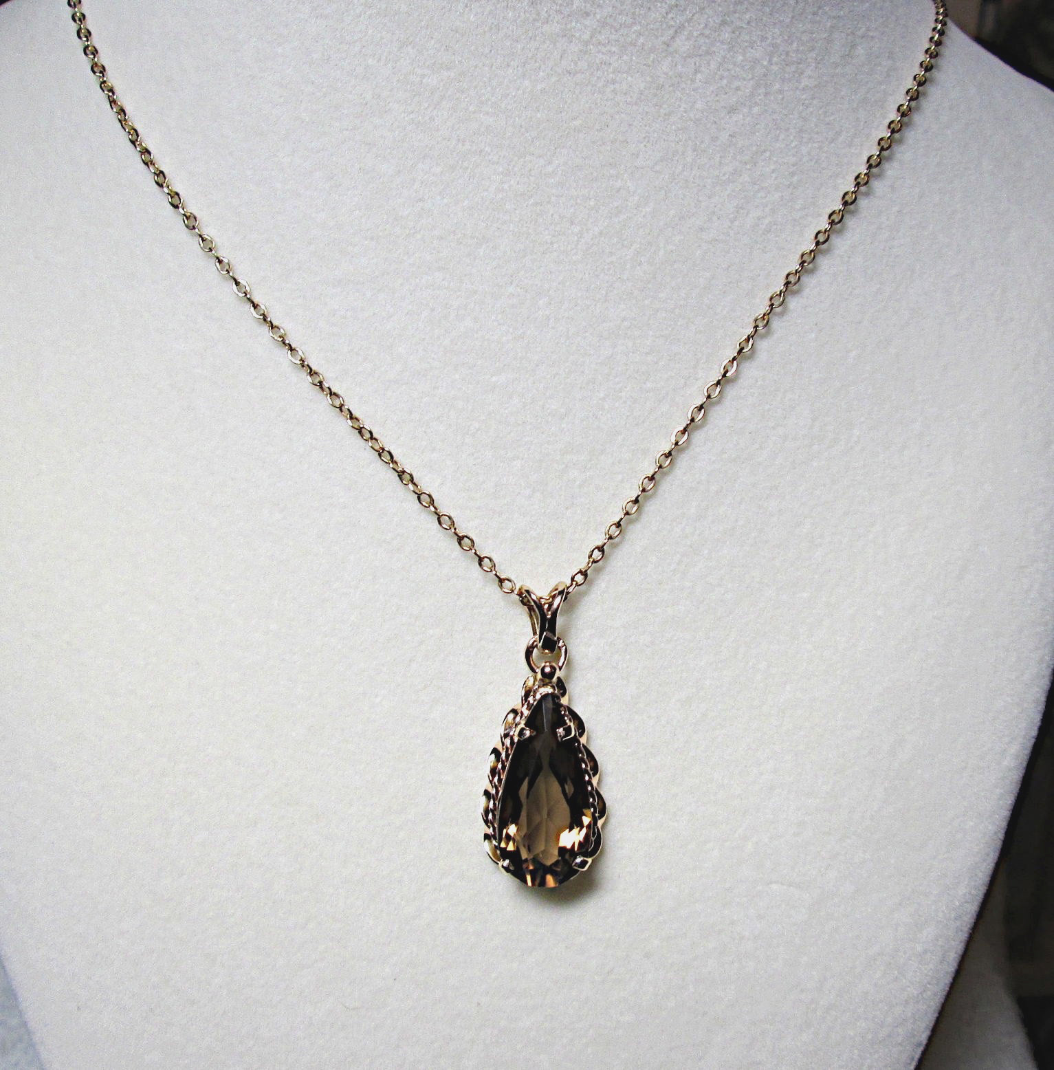 14K ROSE GOLD SMOKY QUARTZ NECKLACE 7.00 CTS 7.9 GRAMS 23 INCHES VINTAGE
