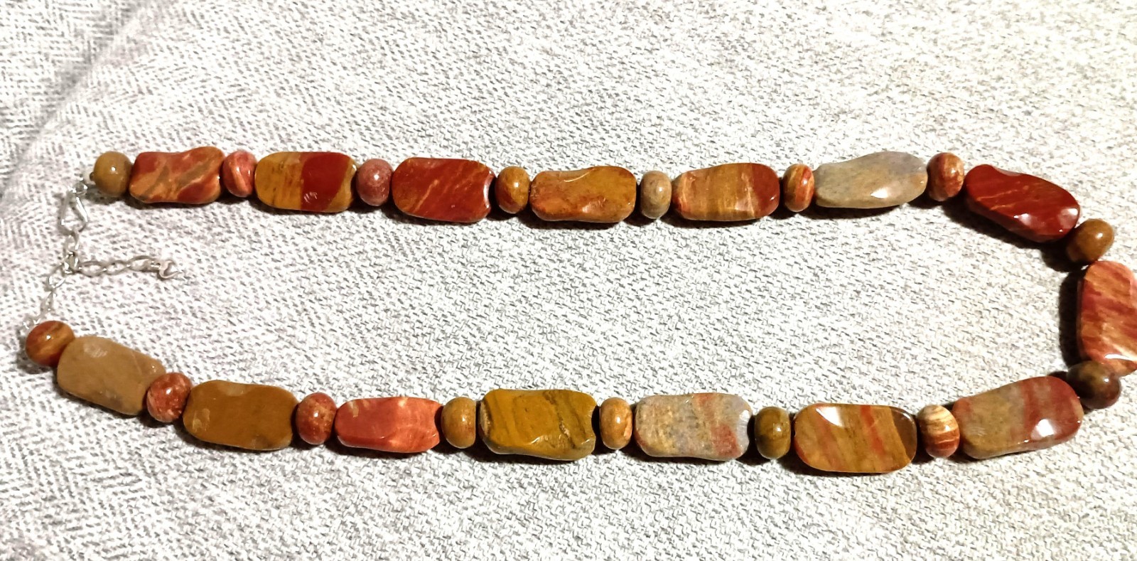 JAY KING STERLING SILVER RED JASPER AGATE NECKLACE 28″ W/3″ EXTENDER, HOOK CLASP