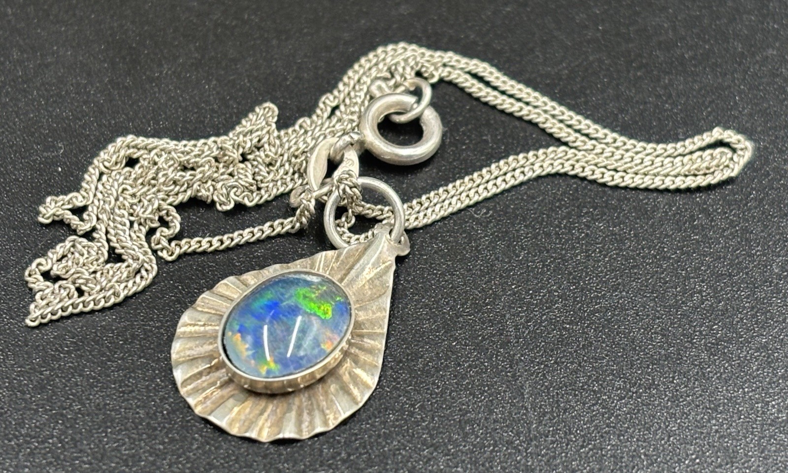 Vintage Sterling Silver Opal Doublet Pendant Necklace Blue Green Fire