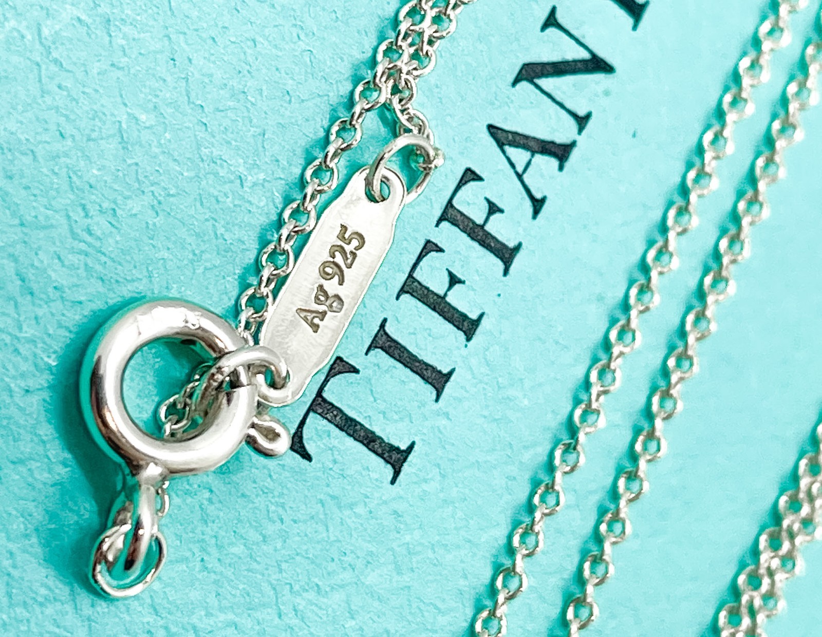 Tiffany & Co. Return to Tiffany Mini Blue Double Heart Pendant Necklace 16″