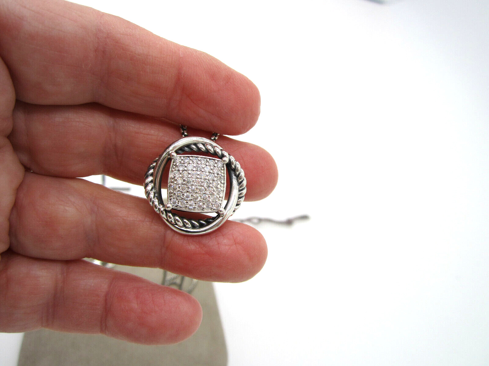 Estate DAVID YURMAN Sterling Silver White Diamond 13.4 Gram Infinity Necklace