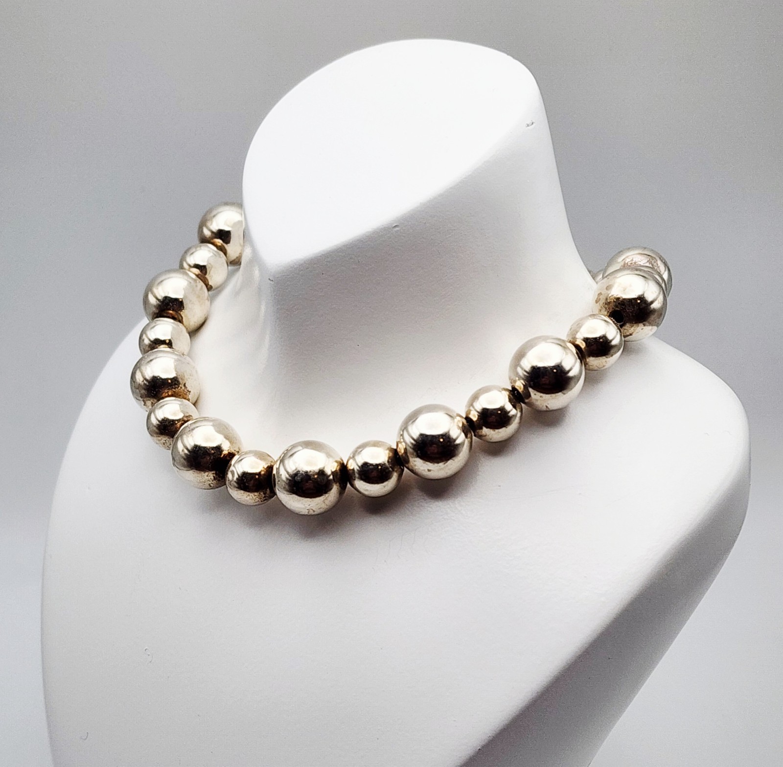 Vintage Sterling Silver Alternating Size 9mm/12mm Ball Bead Necklace 24″