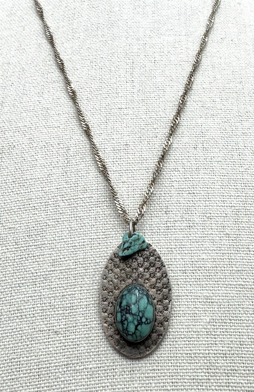 Sterling Silver 925 Turquoise Oval Pendant Necklace 15in Chip Accent Womens
