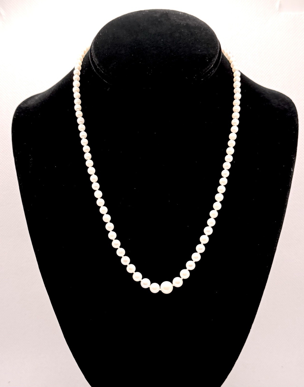14k White Gold Pearls Necklace Single Strand 18.5” Layered 7mm