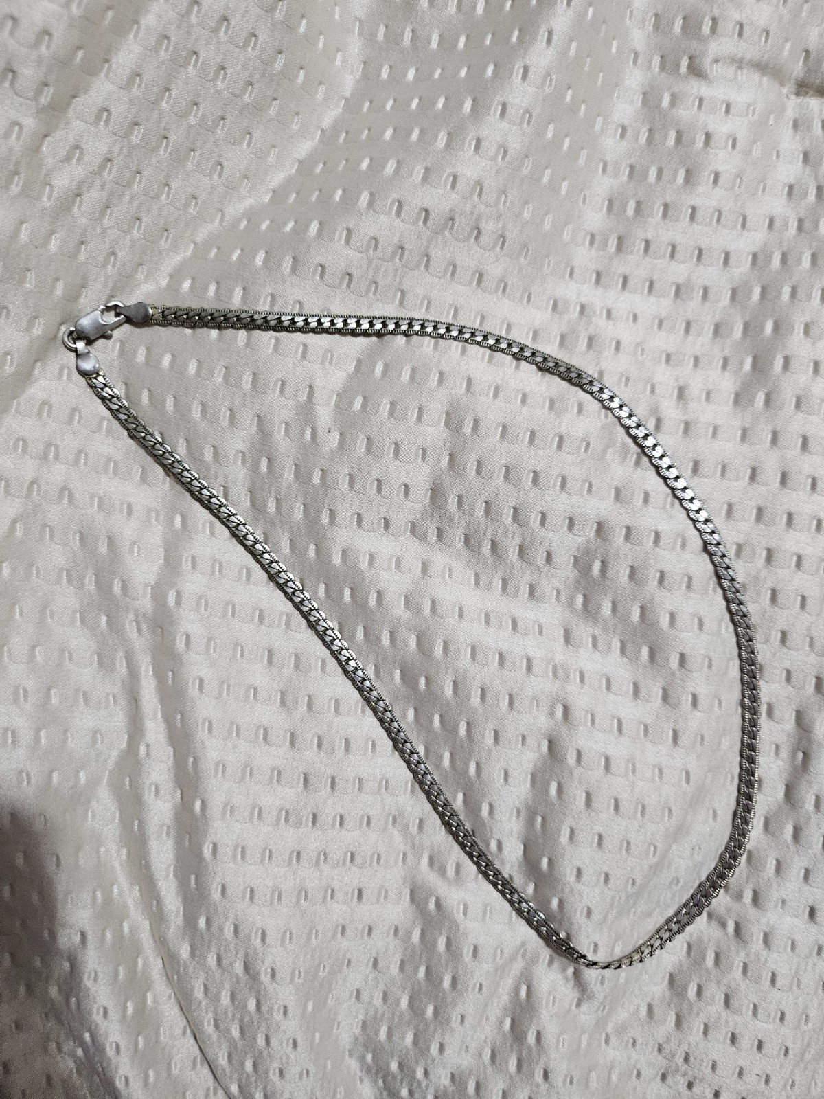 17 In .925 Sulver Flat Necklace