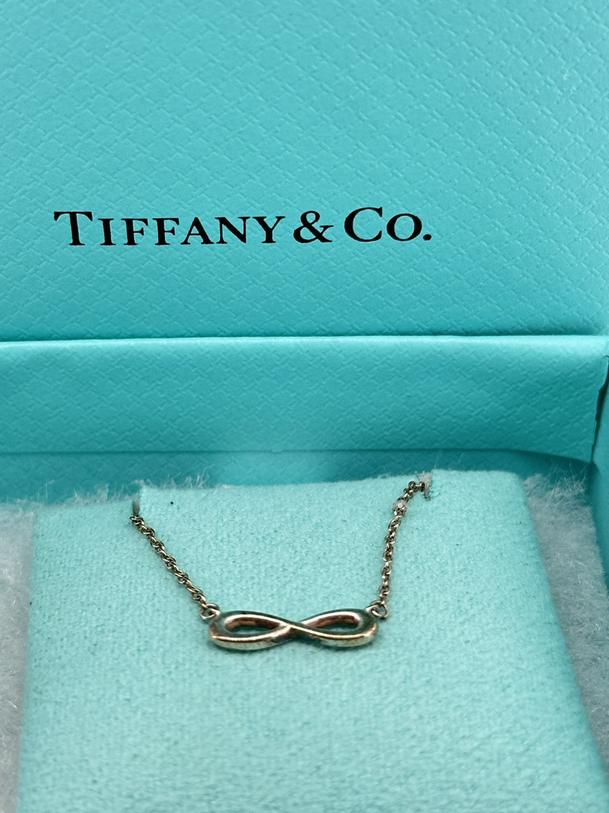 TIFFANY & Co. Infinity Pendant Necklace Sterling 16.5-18.5in – Boxed