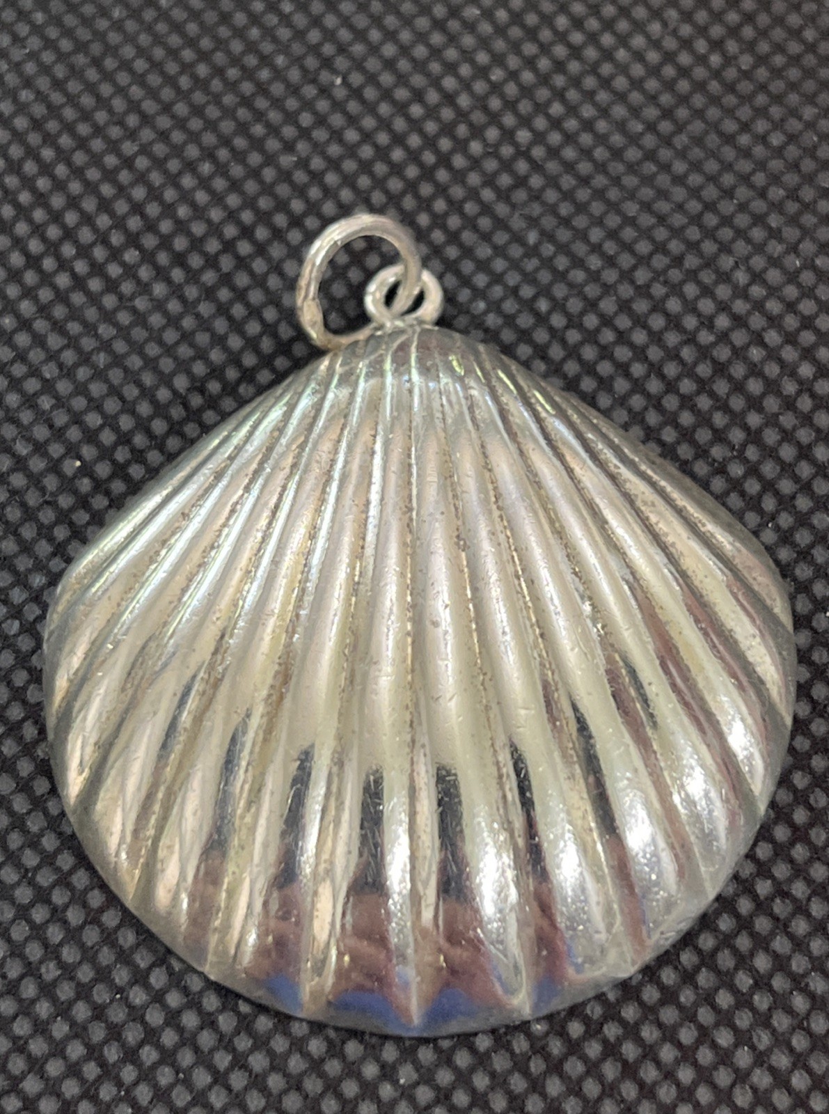 925 Sterling Silver Hollow Sea Shell Pendant 11 Grams 1.75”
