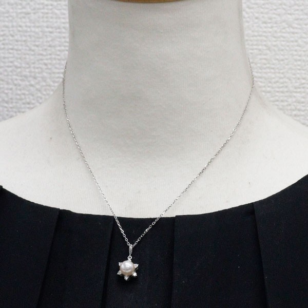 Mikimoto K18WG Akoya Pearl Diamond Pendant Necklace about 7.3 mm in diameter – A