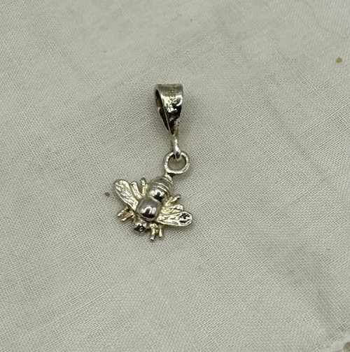 Gorgeous Sterling Silver Small Bumblebee Pendant For Adult & Child Marked