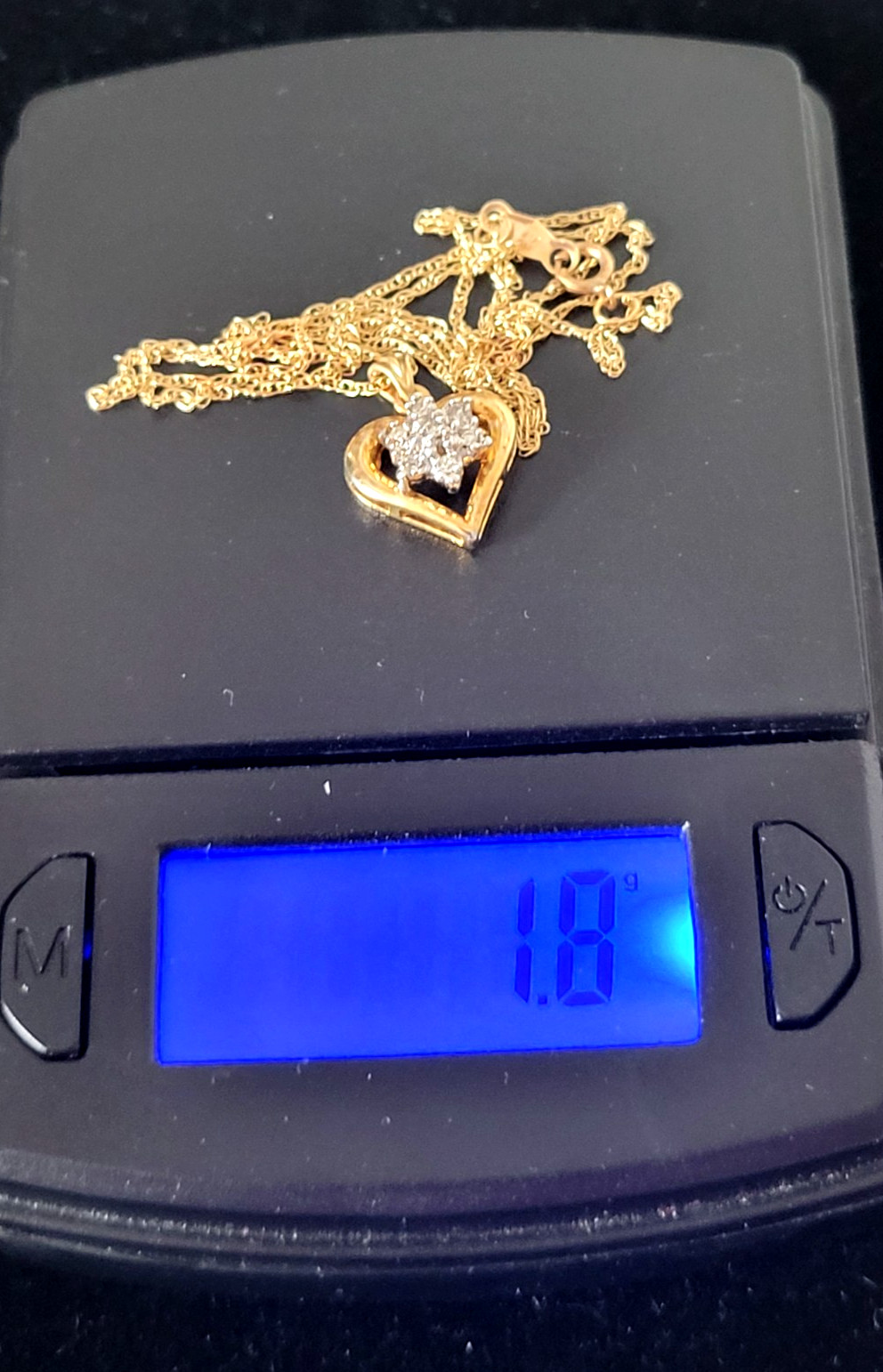Solid 10K Gold Diamond Cluster Heart Pendant Necklace W 18″ Long 10K Gold Chain