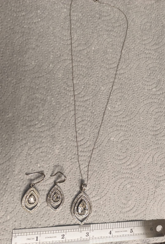 .925 Swarovski jewelry set, teardrop design with clear crystal pavé