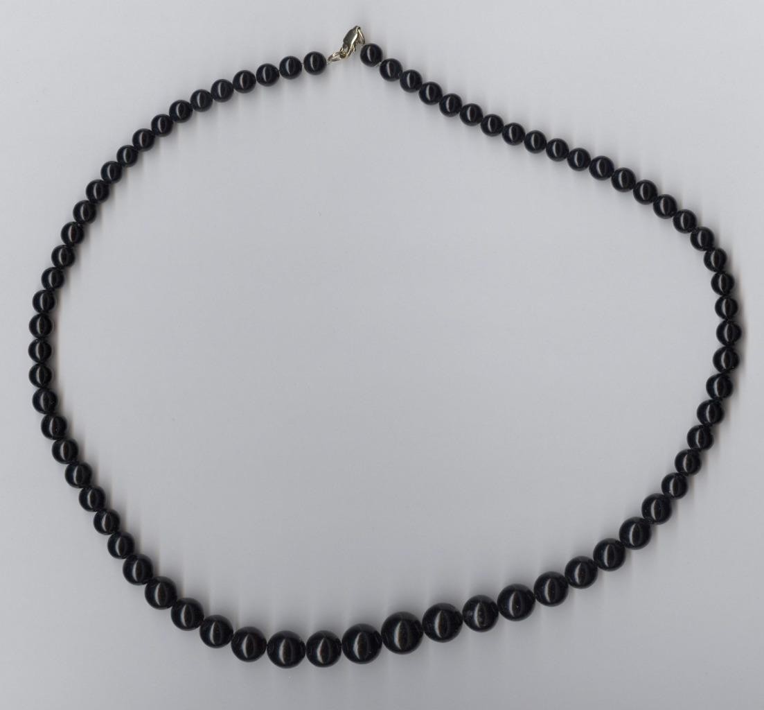 14K 16 Gram 19″ Solid Yellow Gold Black Acrylic Plastic Bead Strand Necklace Bg