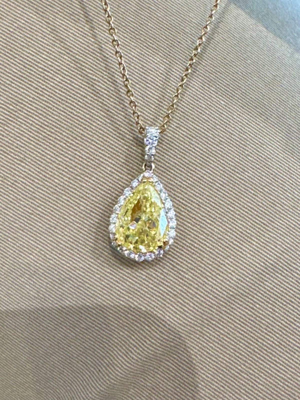 Light Fancy Yellow Natural Diamond Necklace