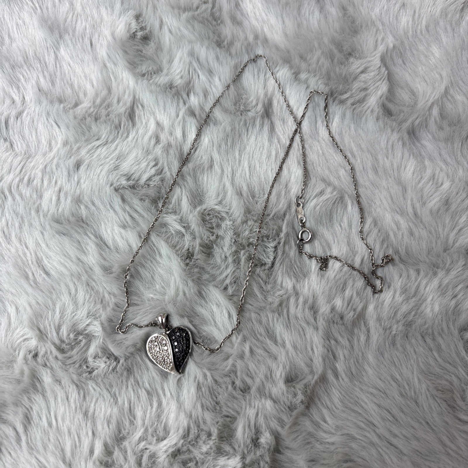 925 Sterling Silver Lab Created White Black Diamond Heart Pendant Necklace