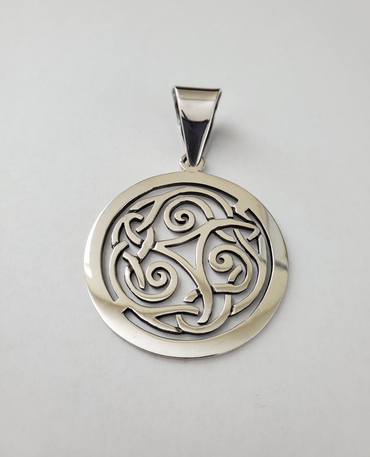 Retired Silpada Sterling Silver Celtic Inspired Pendant S1230