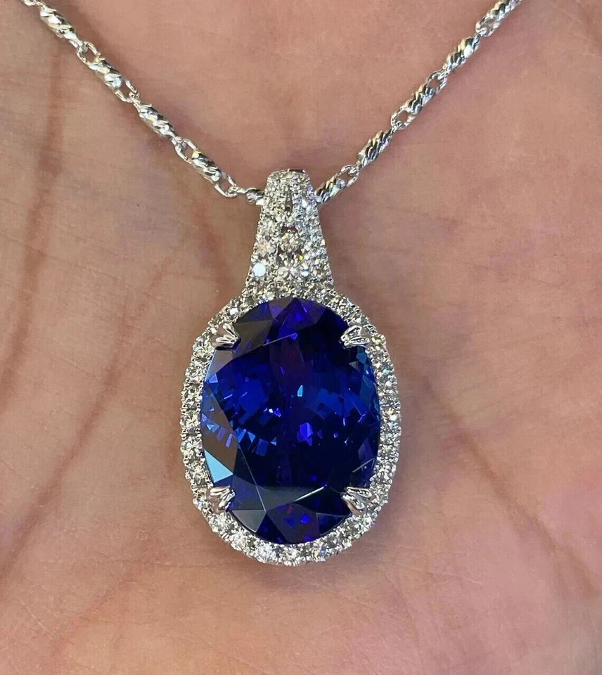 7.00Ct Oval Cut Natural Blue Sapphire & Diamond 14K White Gold Luxurious Pendant