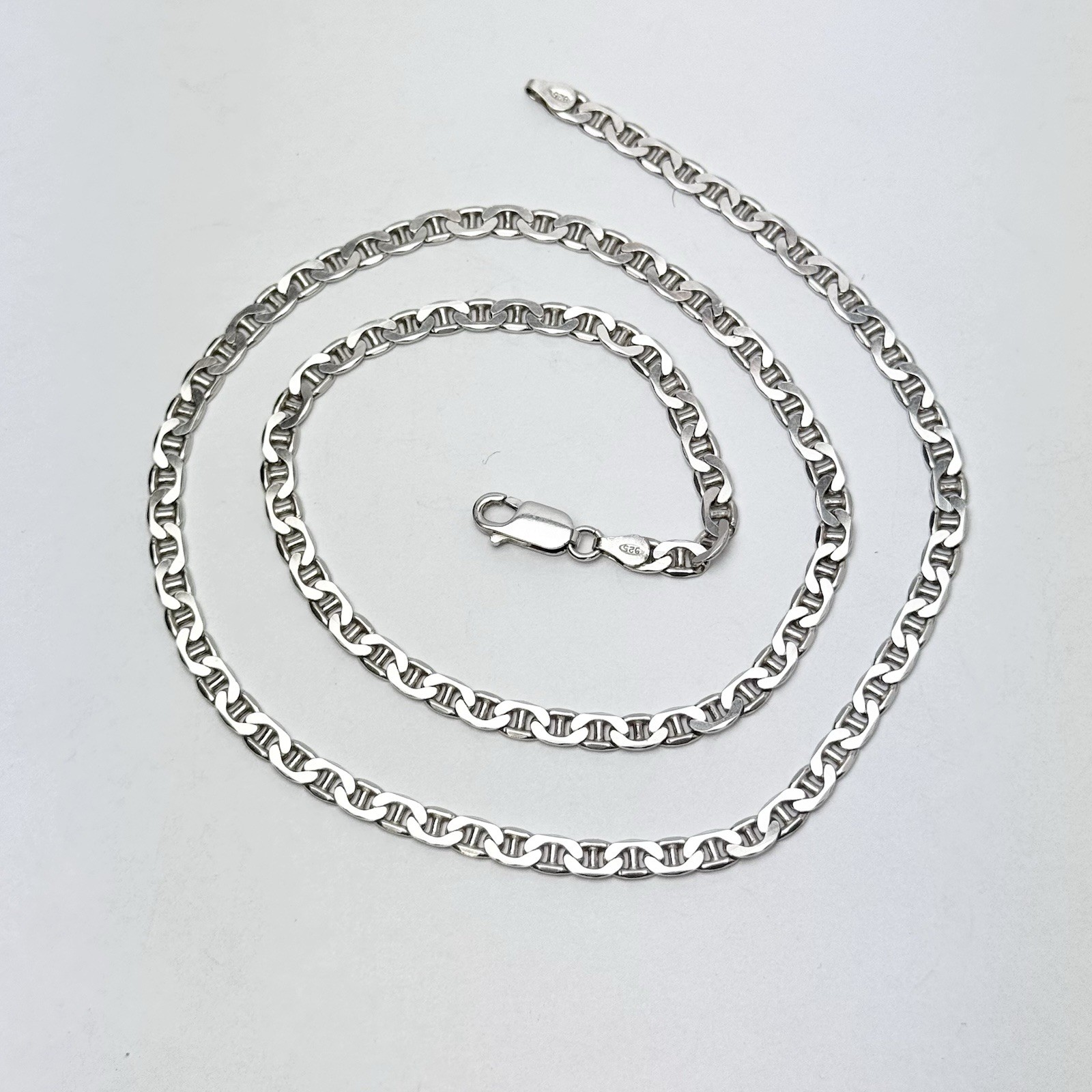 Sterling Silver 22.50” Mariner Link Chain-Necklace 4mm/ 21 Grams/Made In Italy!