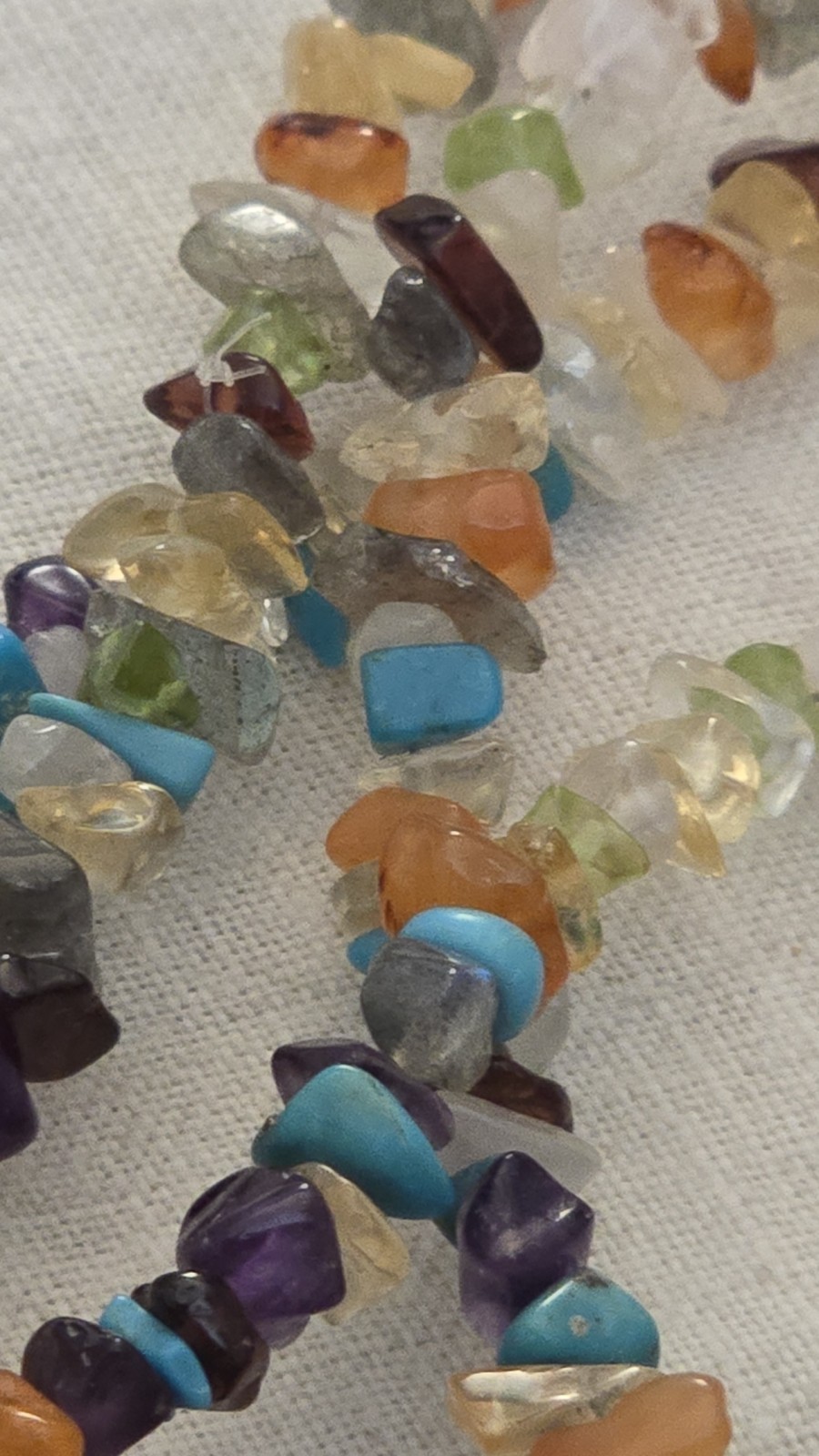 925 SI INDIA SEMIPRECIOUS MULTICOLORED GEMSTONE NECLACE 1980s/90s