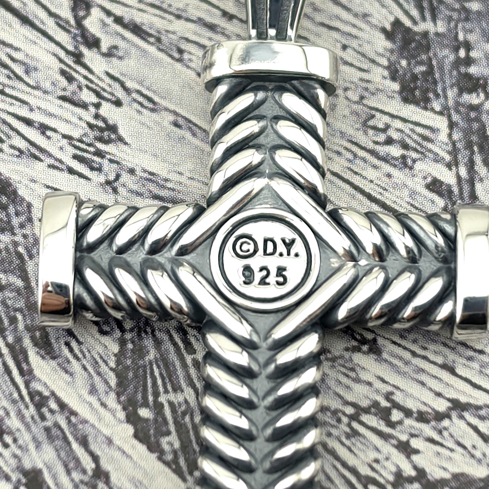 David Yurman Sterling Silver 925 Classic Cable LARGE Chevron Cross Pendant