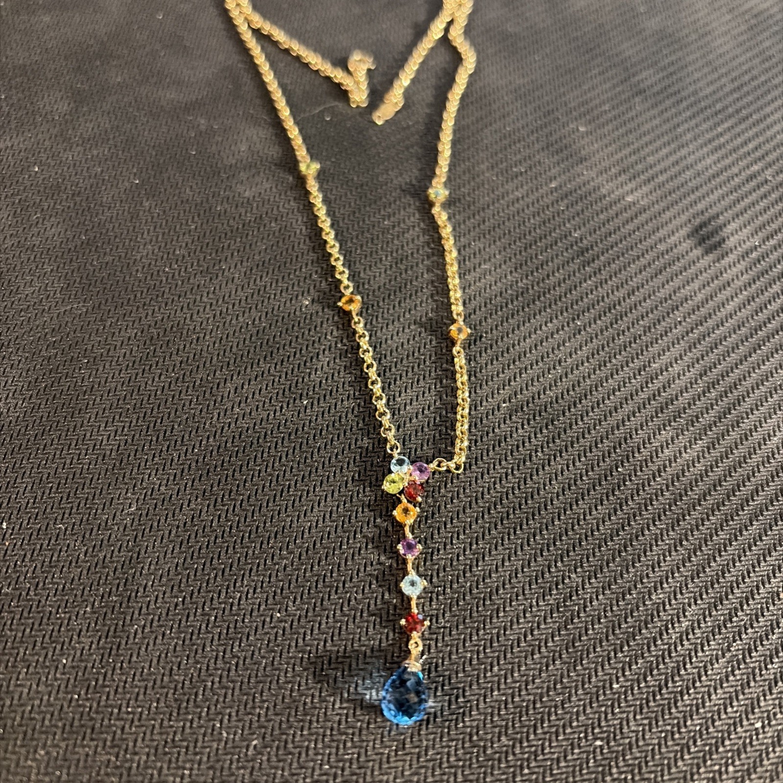 10k Yellow Gold Multi Stone Drop Down 16.25” Necklace. 3.70 Grams