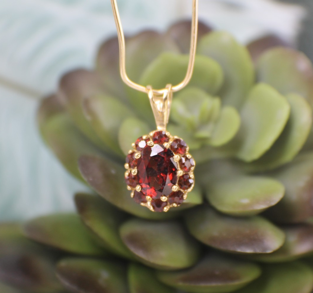 Solid 14K Yellow Gold Oval cut Red Garnet Cluster January Birthstone Pendant