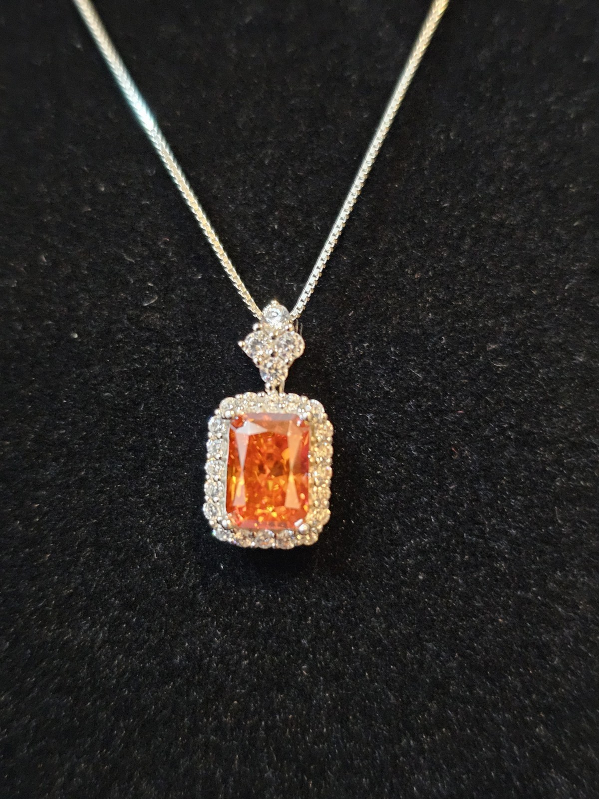 1 Ct. Orange Emerald Cut Moissanite Pendant AU750 18k White Gold (pendant Only)