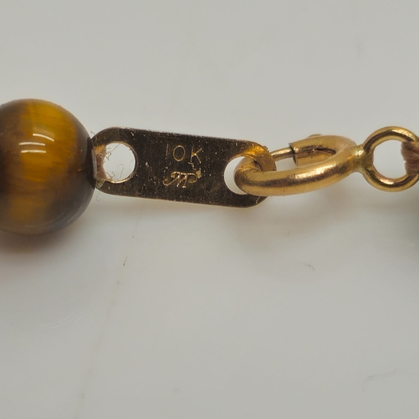 Tiger’s Eye Bead Necklace 17.5in Knotted Strand 10K Gold Clasp MP Signed Classic