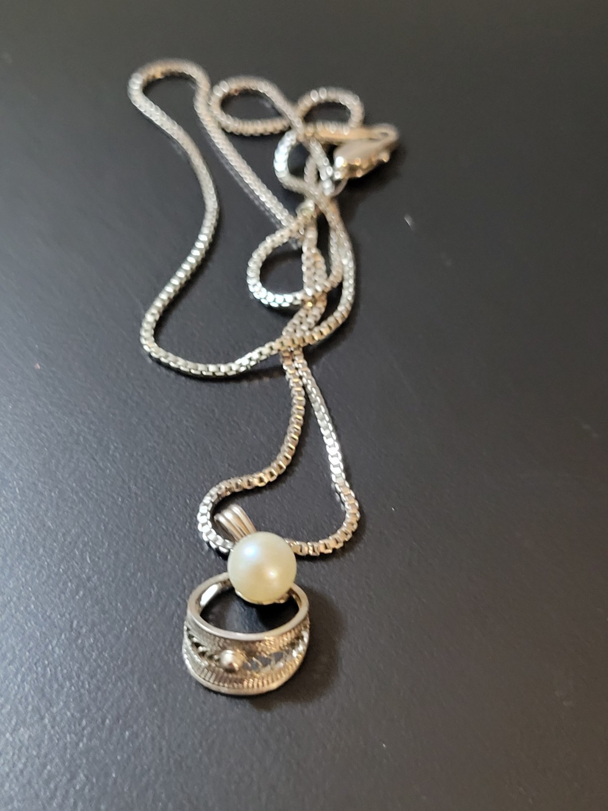 925 Sterling Silver Box Chain Necklace 18″ Lobster Signed White Pearl Pendant